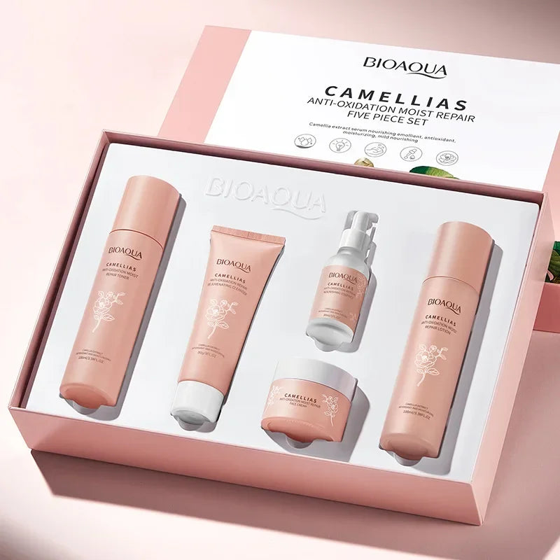 Kit facial Camellias antioxidante con cleanser toner serum loción y crema para hidratación y rejuvenecimiento